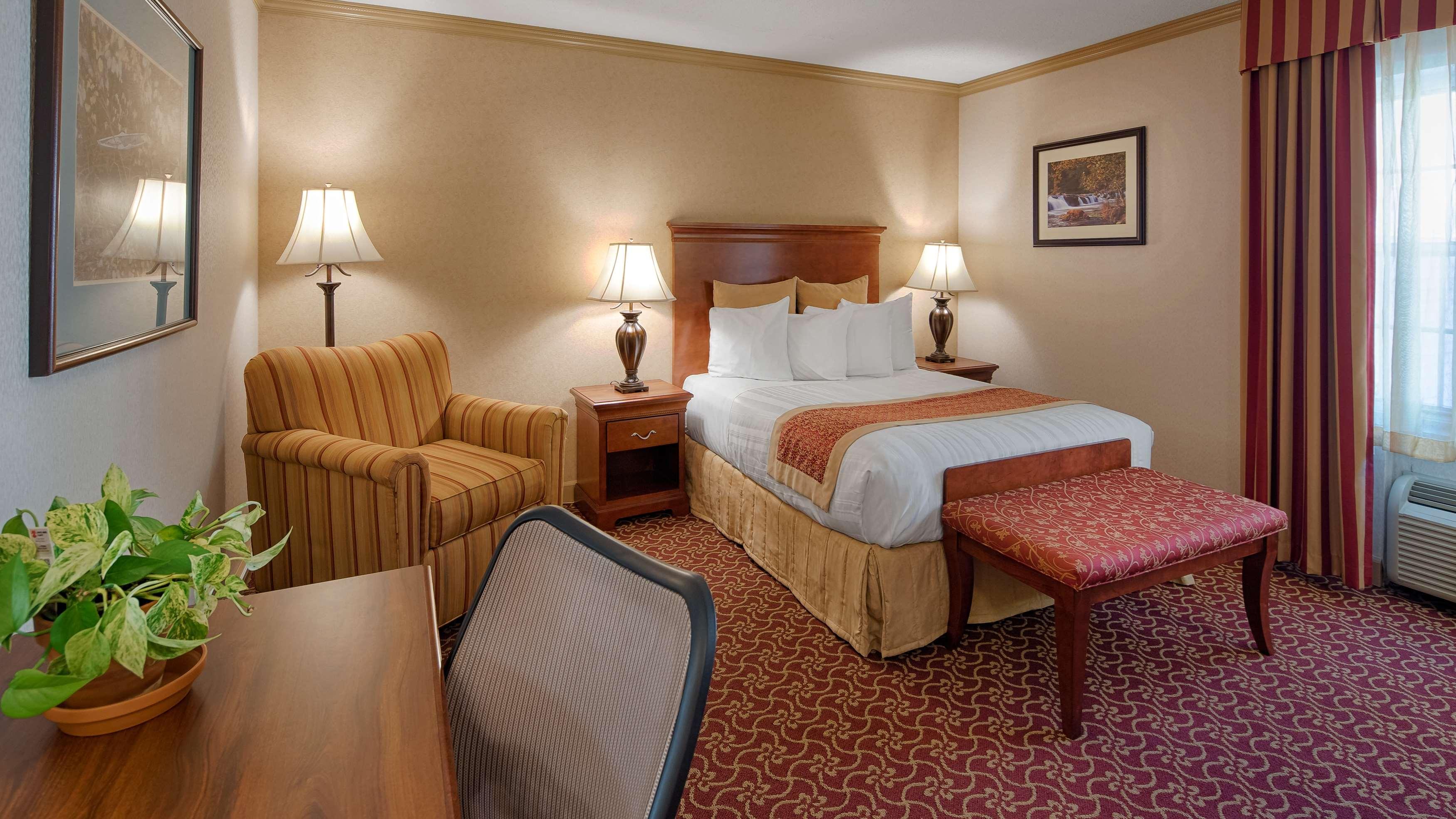 Best Western Plus Morristown Inn-Florham Park Экстерьер фото