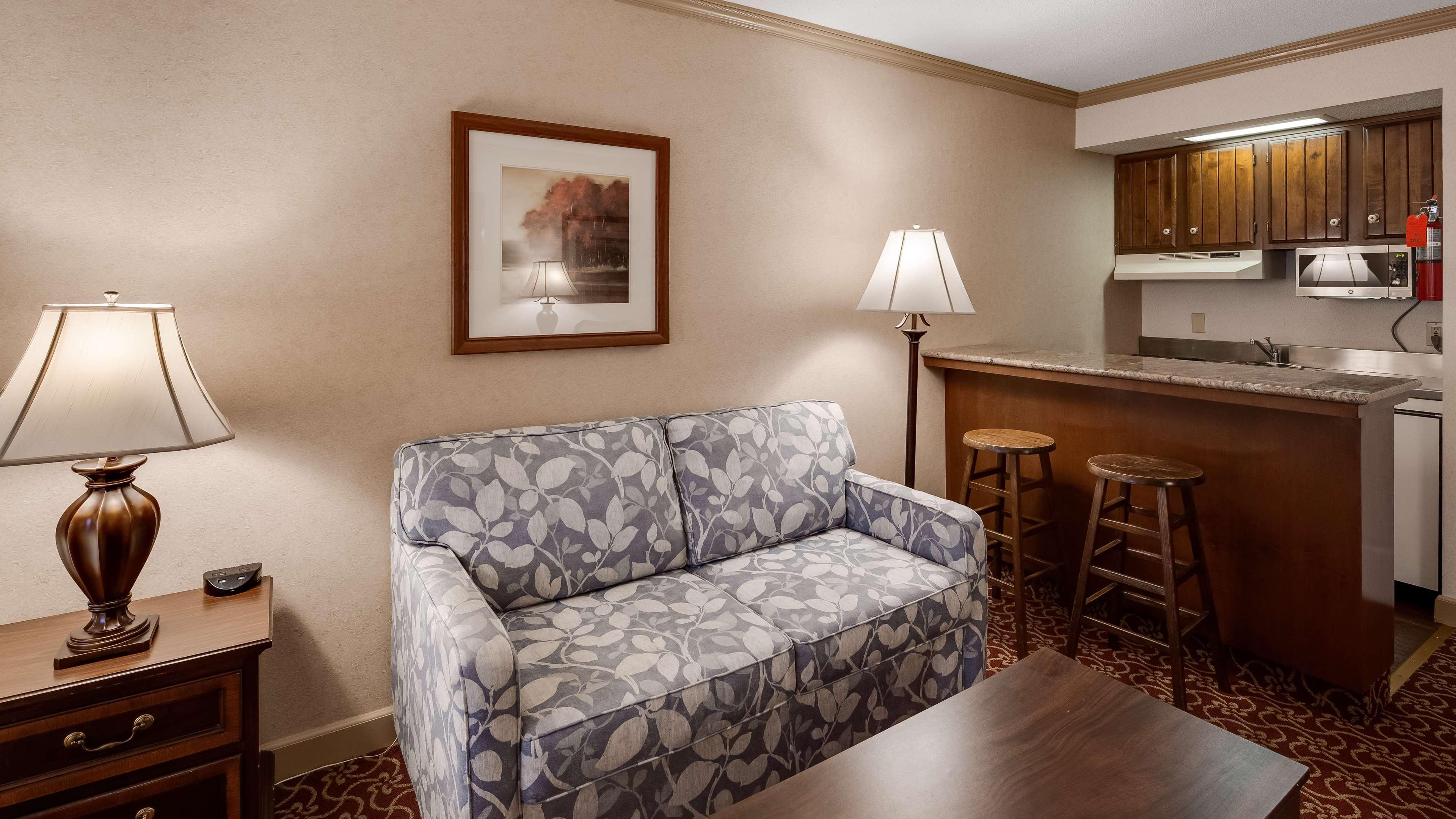 Best Western Plus Morristown Inn-Florham Park Экстерьер фото