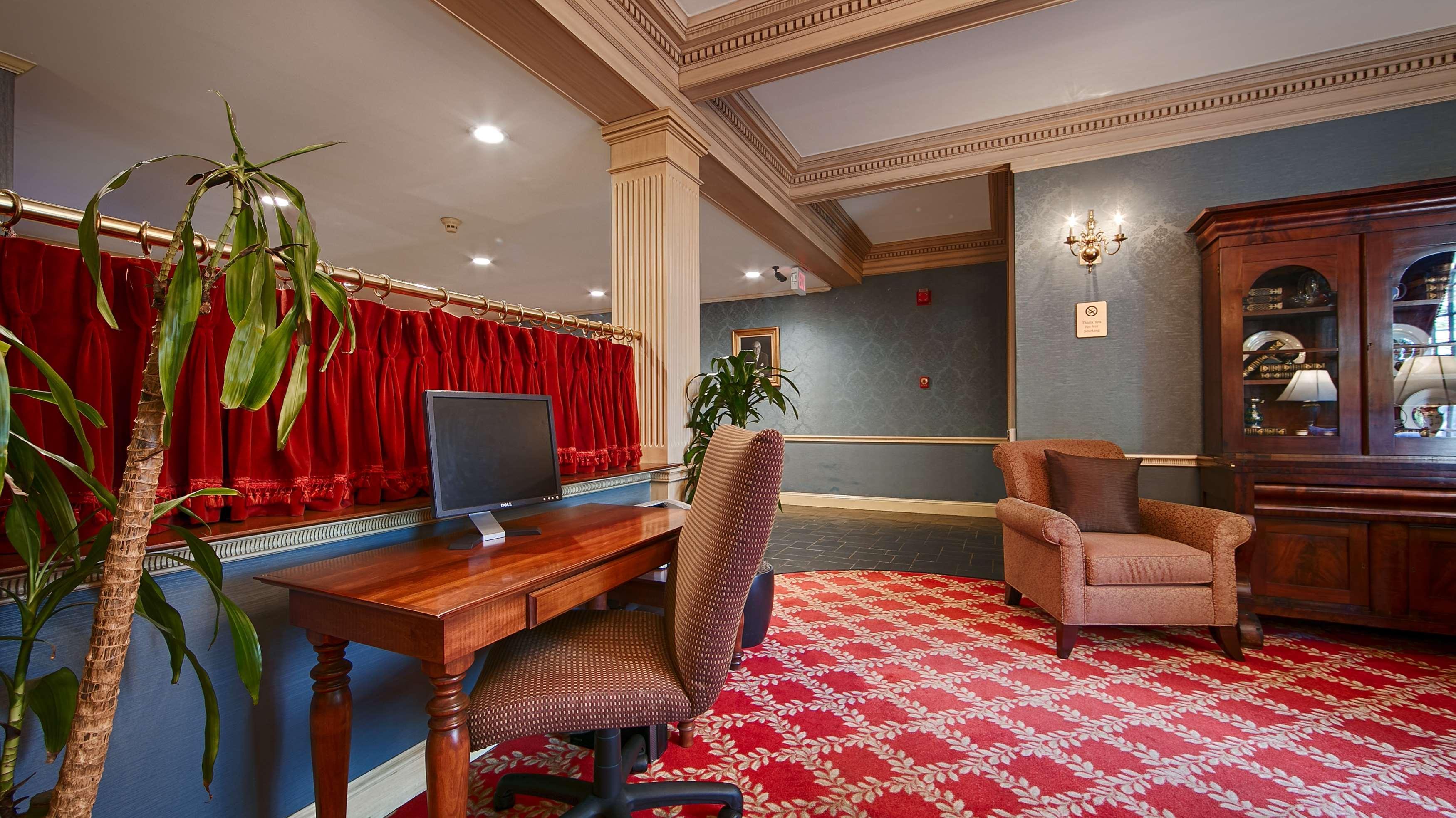 Best Western Plus Morristown Inn-Florham Park Экстерьер фото