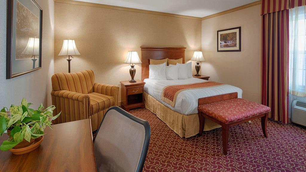 Best Western Plus Morristown Inn-Florham Park Экстерьер фото