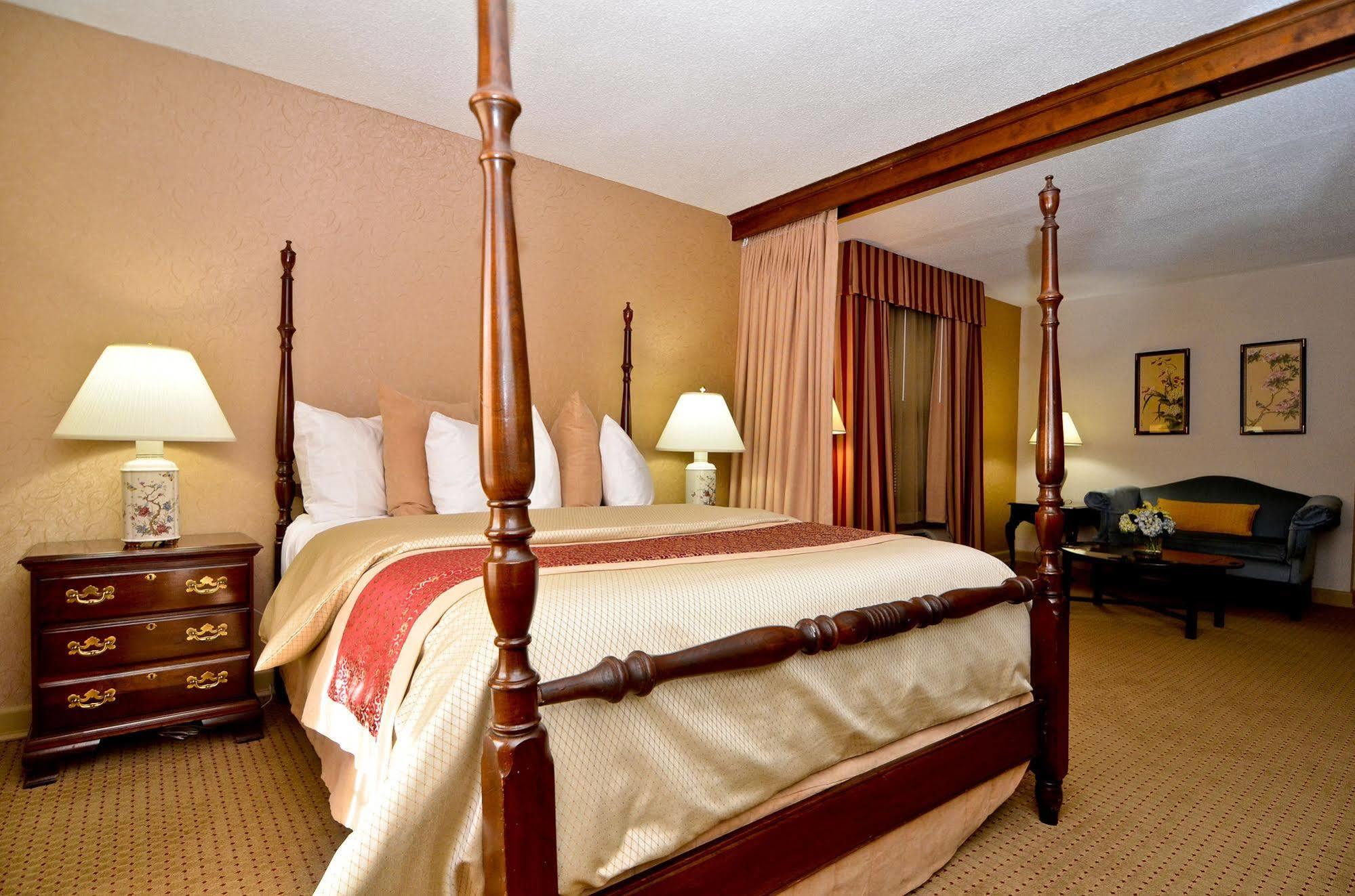 Best Western Plus Morristown Inn-Florham Park Экстерьер фото